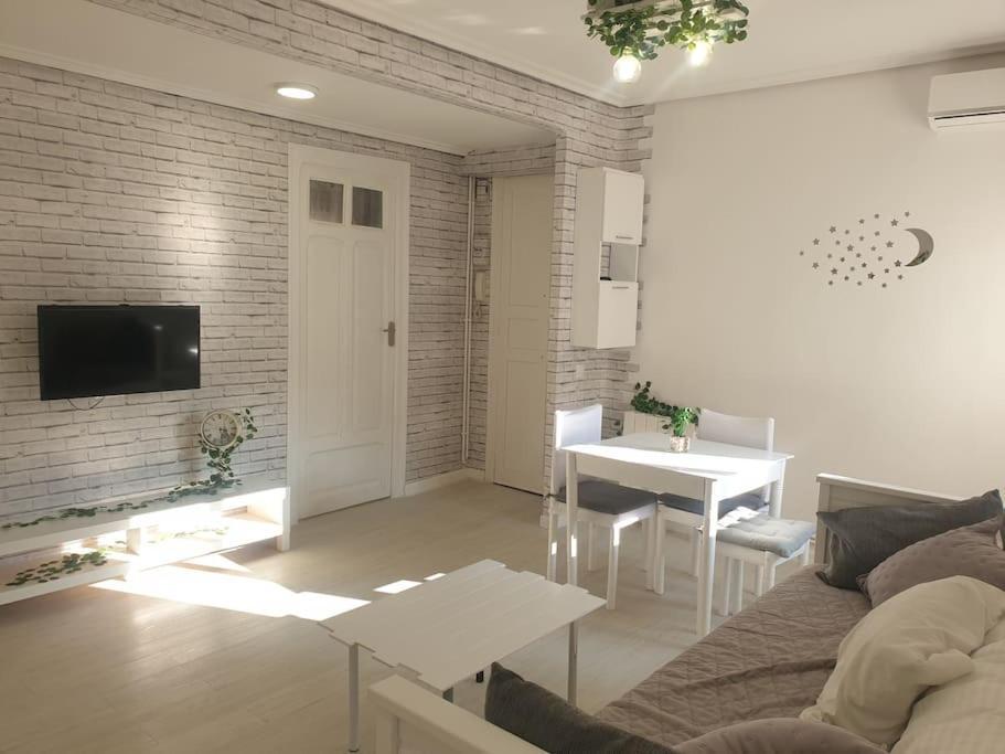 Apartamento Eguzkilore. Logroño Zewnętrze zdjęcie